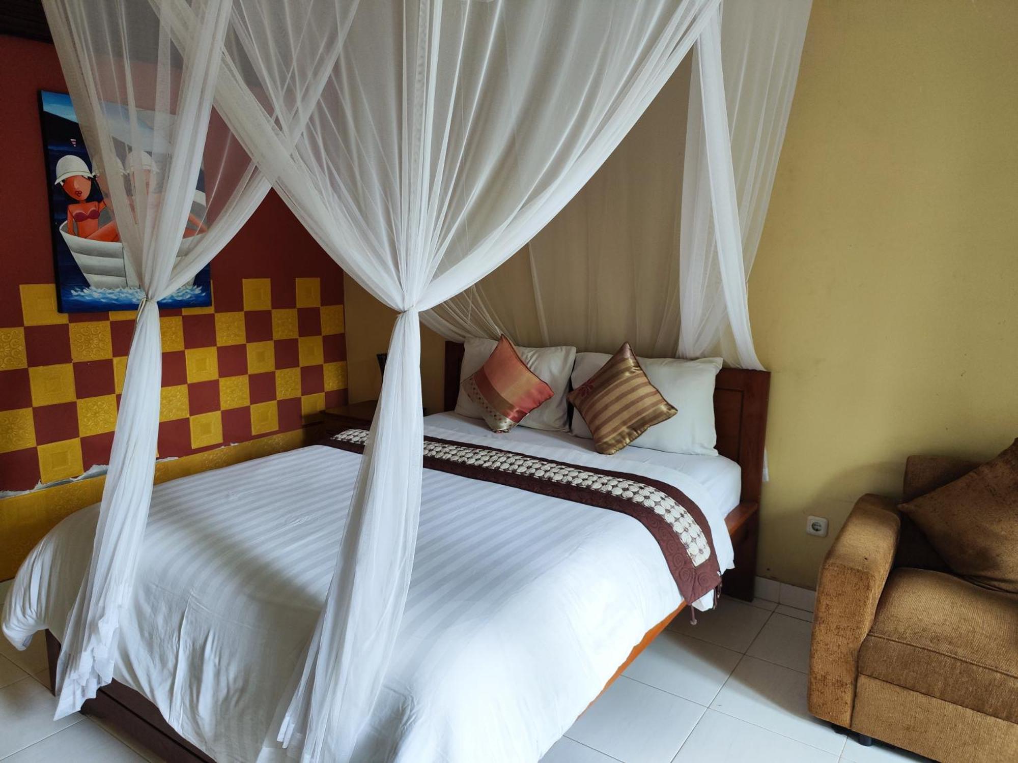 Dalum Homestay Amed Екстериор снимка