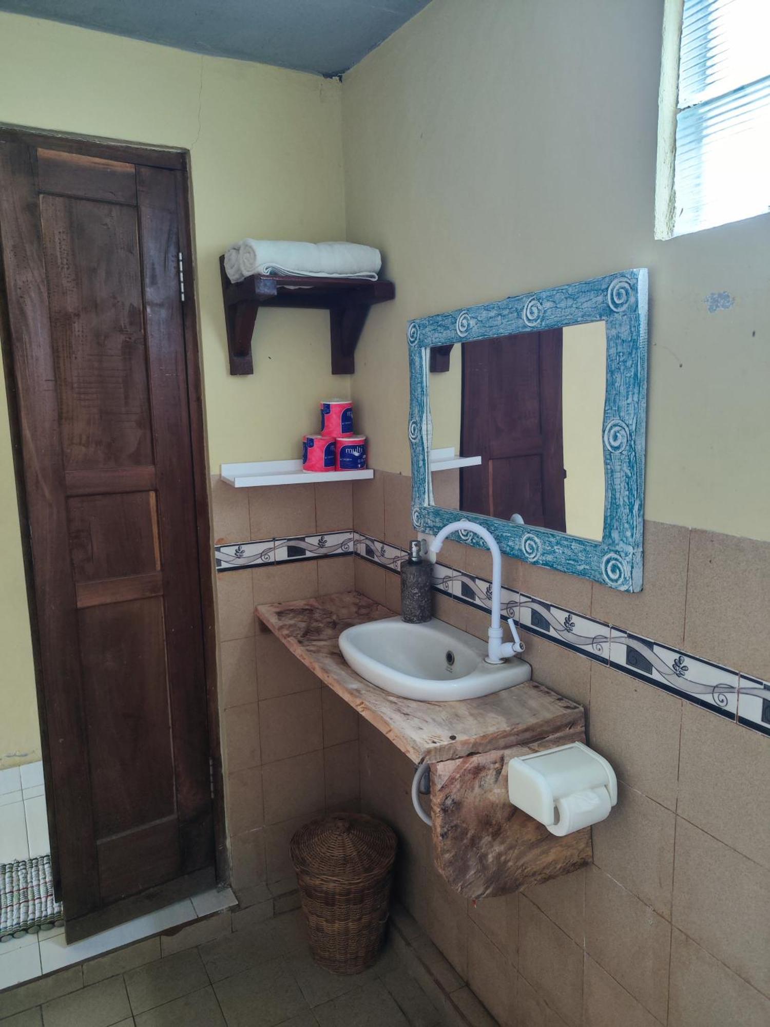 Dalum Homestay Amed Екстериор снимка